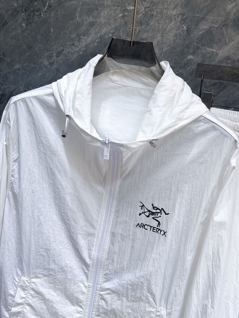 Arcteryx Sunscreen Jacket